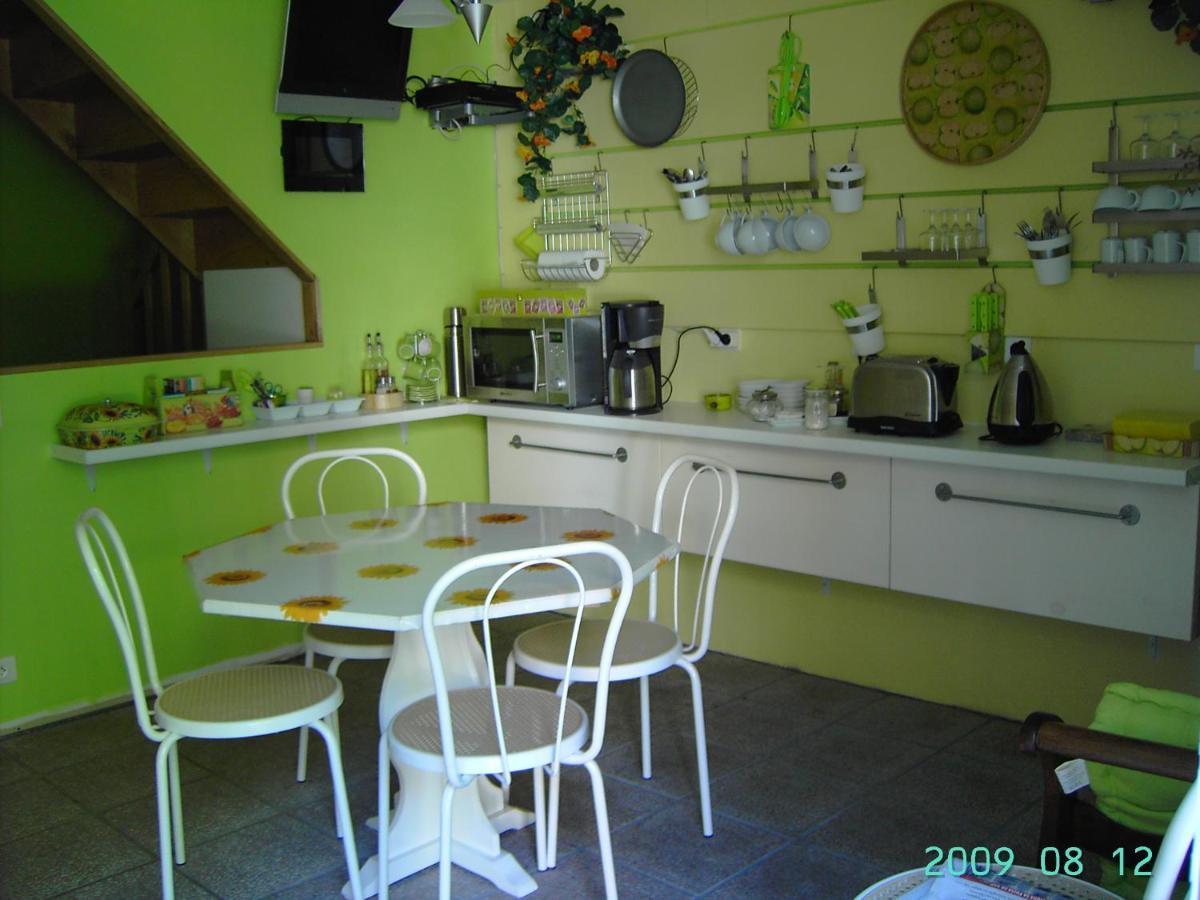 Chambres D'Hotes Au Grillon Dort Moustey Екстериор снимка