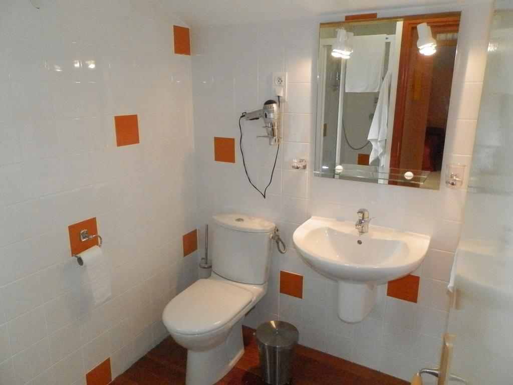 Chambres D'Hotes Au Grillon Dort Moustey Стая снимка